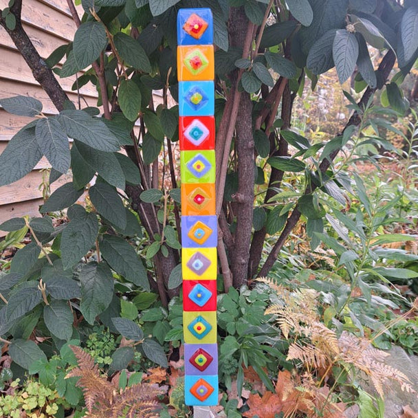 Multicolor Diamonds 2" Garden Totem