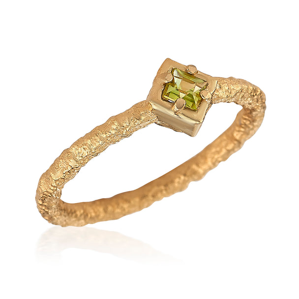 Petite Hammered Peridot Ring