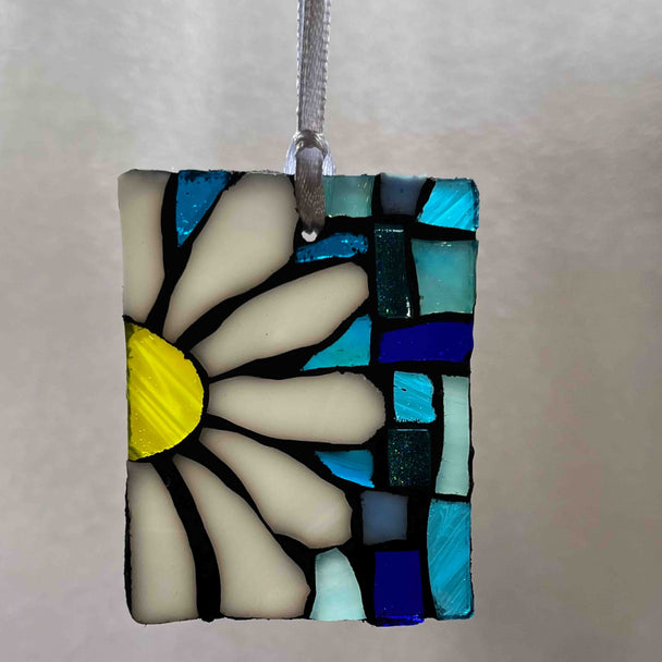 Daisy IV Ornament