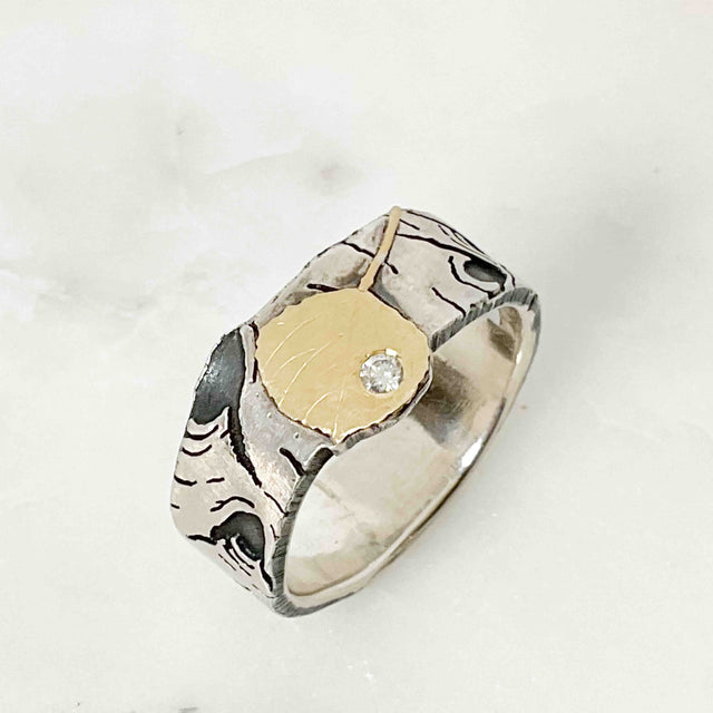 Birch Allure with Diamond in Leaf Ring
