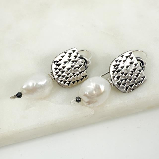 Chased Baroque Pearl Earrings