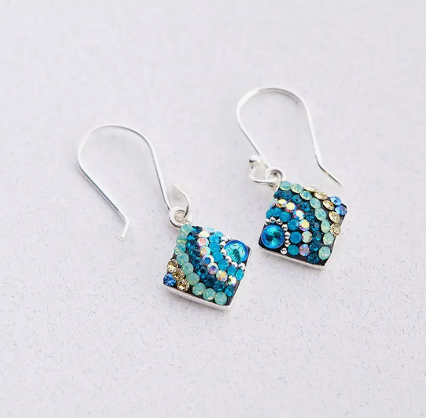 Petite Vibrant Diamond Earrings