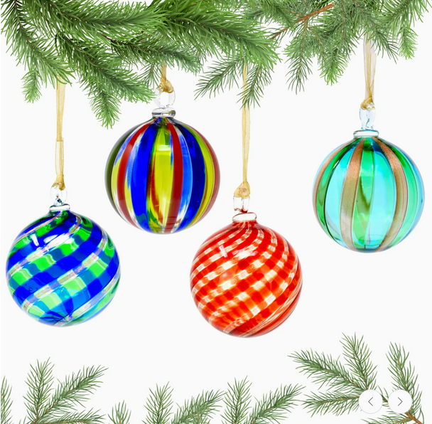 Round Filligrana Ornament