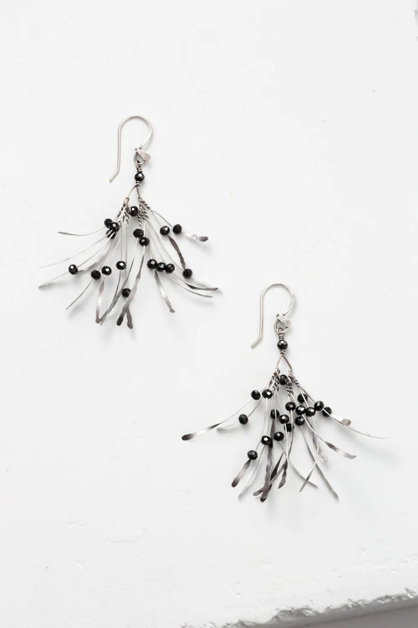 Black Garnet Boa Short Earrings