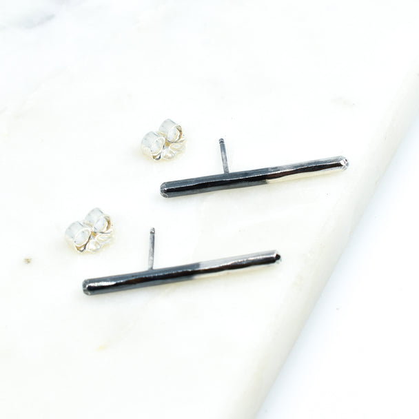 Large Bar Stud