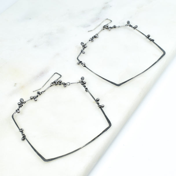 Hexa-Hoops