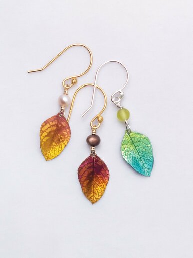 Healing Leaf Earrings Sgae Mist