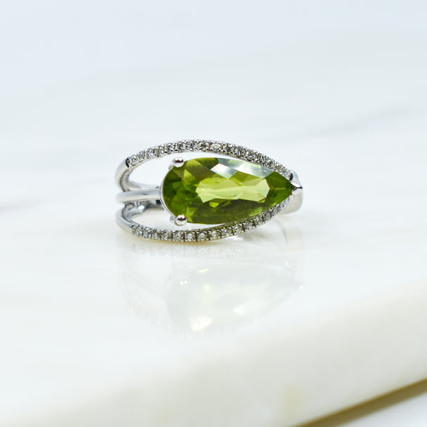 Peridot and Diamond Ring