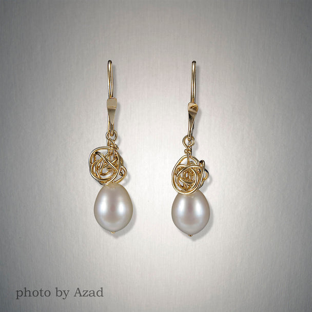 Pearl Tangled Earrings