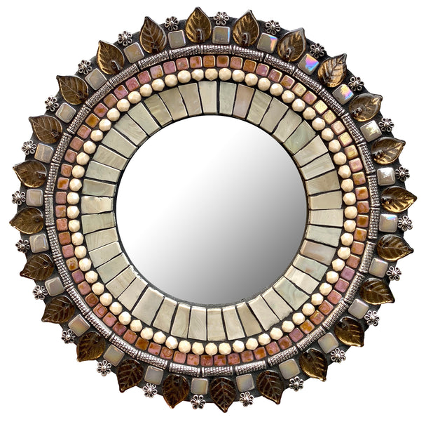10" Pearl Daisy Mirror 10''
