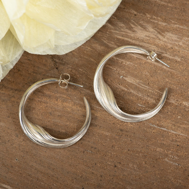 Twist Hoop Earrings, Liz Oppenheim, sterling silver, Plum Bottom Gallery