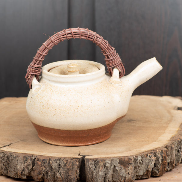 Teapot, stoneware, Louise Harter