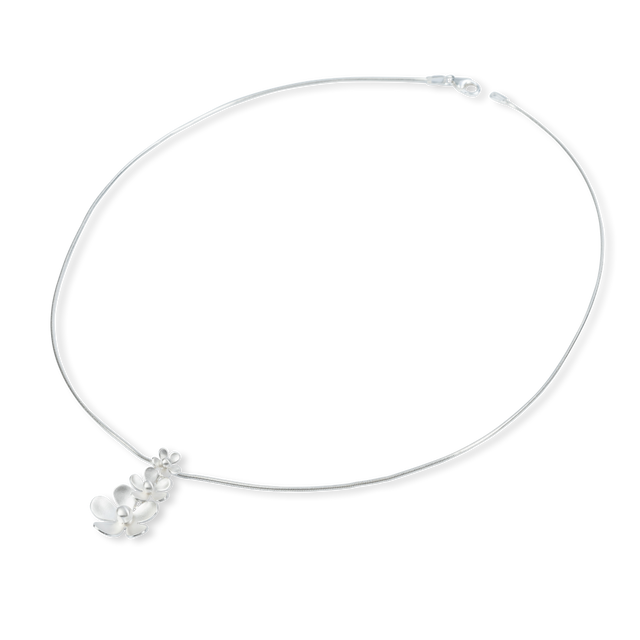 Forget Me Not Triple Flower Necklace