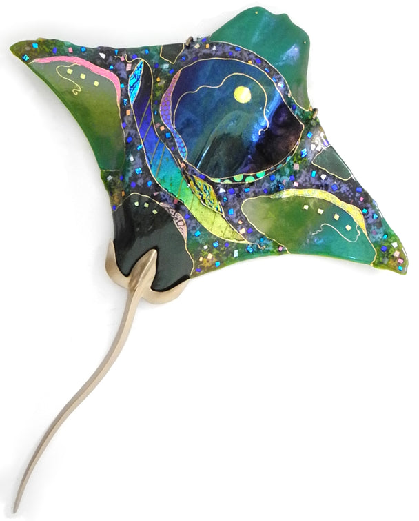 Medium Egale Ray Sculpture Green