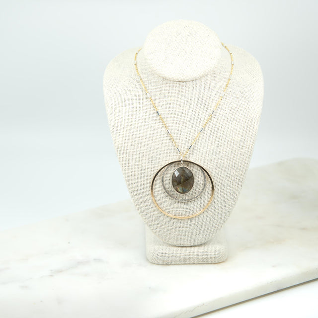 Oval Shaped Labradorite Necklace