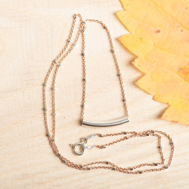 Rose Gold Simple Curve Necklace