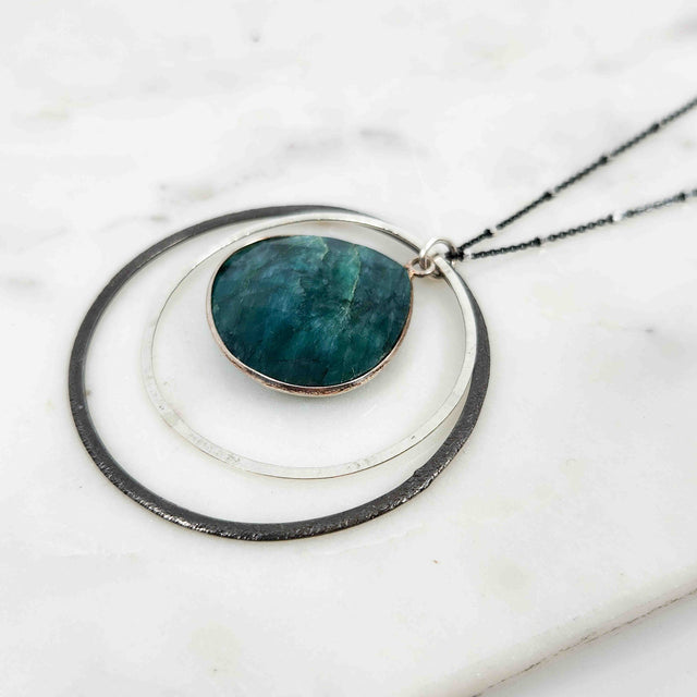 Pear Shaped Emerald Double Layered Textured Necklace