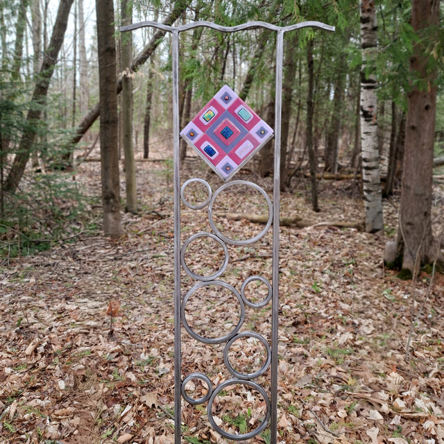 Dichroic Purple Diamonds and Circles Trellis