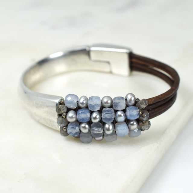 Chalcedony and Lavender Pearl Bracelet