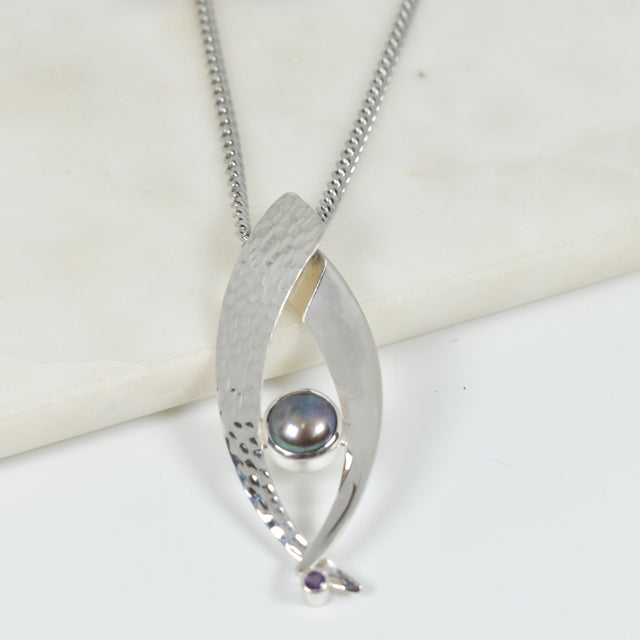 Floating Black Pearl and Amethyst Pendant Necklace
