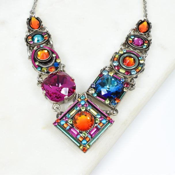 Contessa Large V Necklace