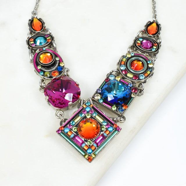 Contessa Large V Necklace