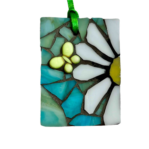 Green Butterfly With White Daisy Ornament (Online Order)