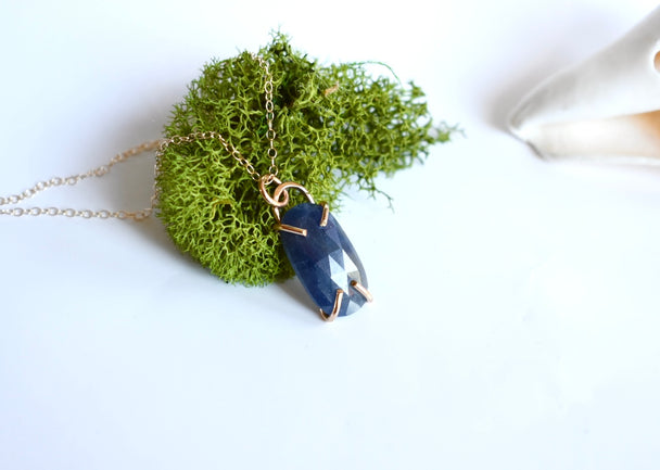 Pear Shaped Blue Sapphire Necklace