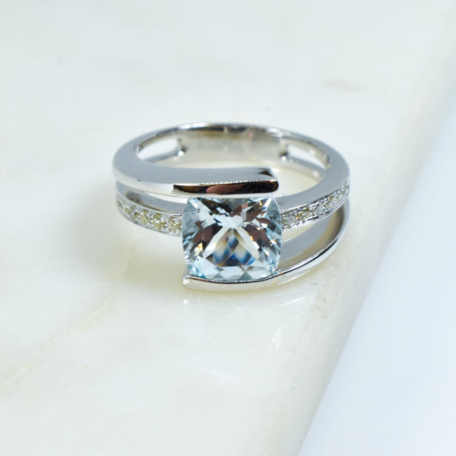 Aquamarine and Diamond Ring