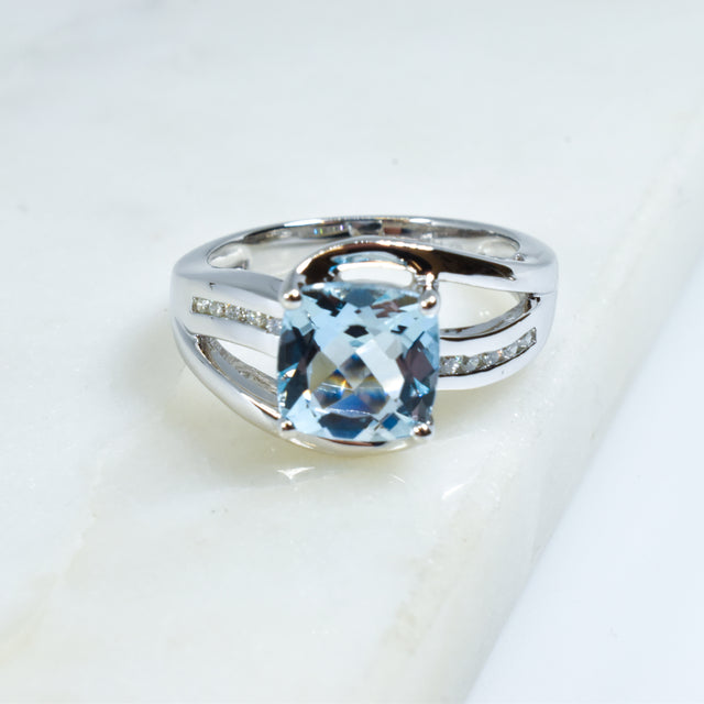Aquamarine and Diamond Ring
