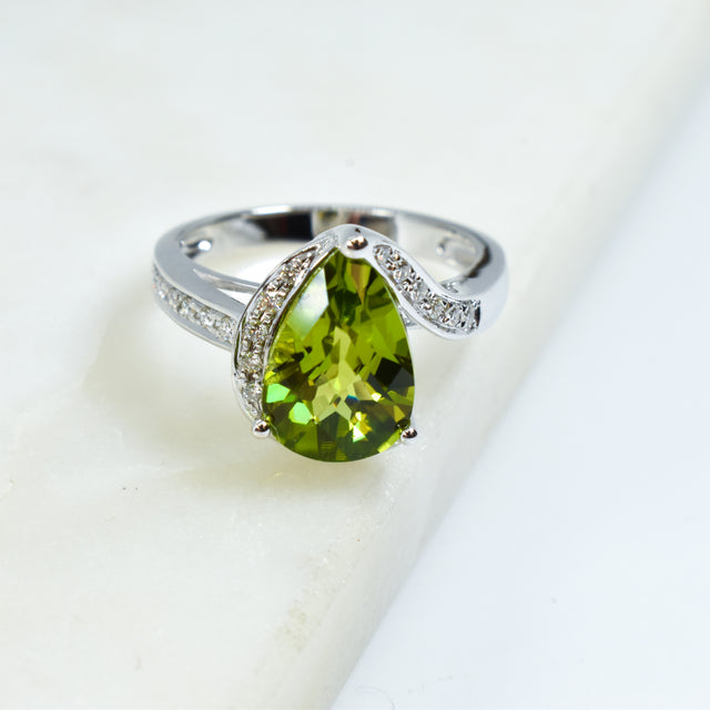 Peridot and Diamond Ring