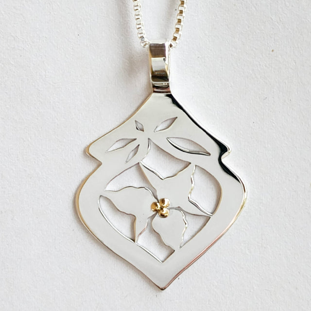 Trillium Pendant Necklace