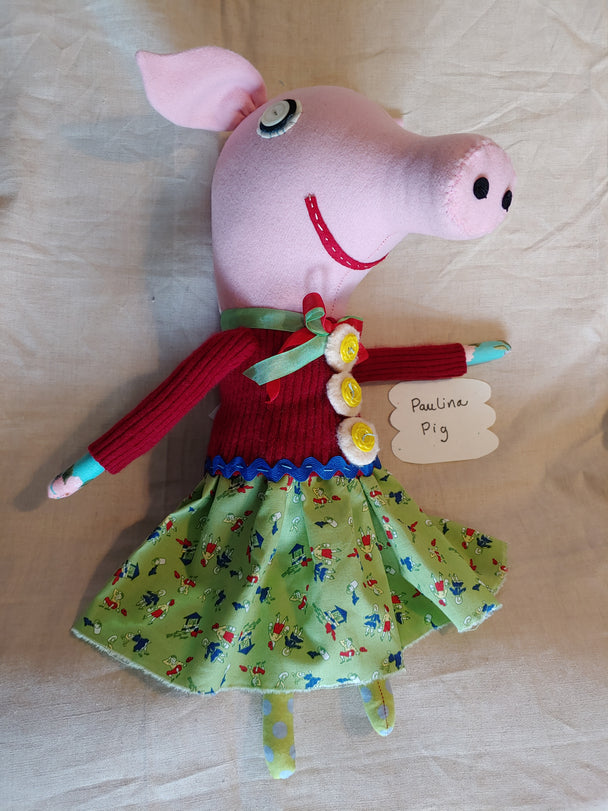 Paulina Pig: Collectable Doll