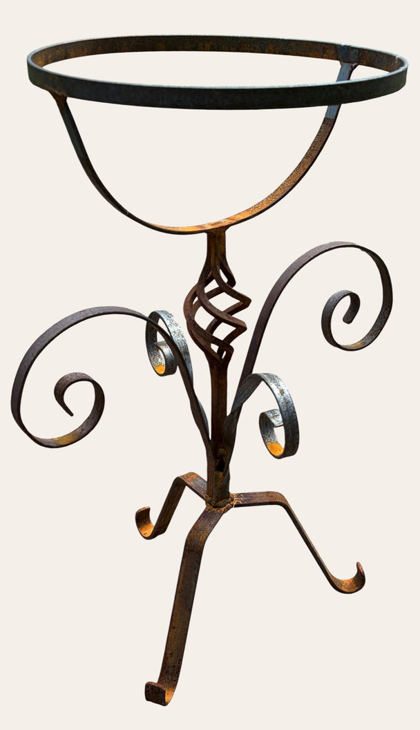 Spiral Bird Bath Base With Reeds