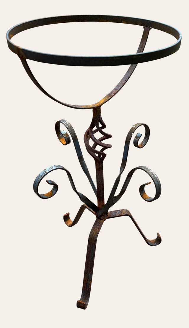 Spiral Bird Bath Base With Reeds