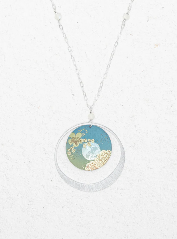 Luna Pendant Necklace