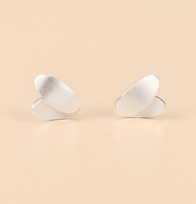 Curved Stacked Ovals Post Earrings