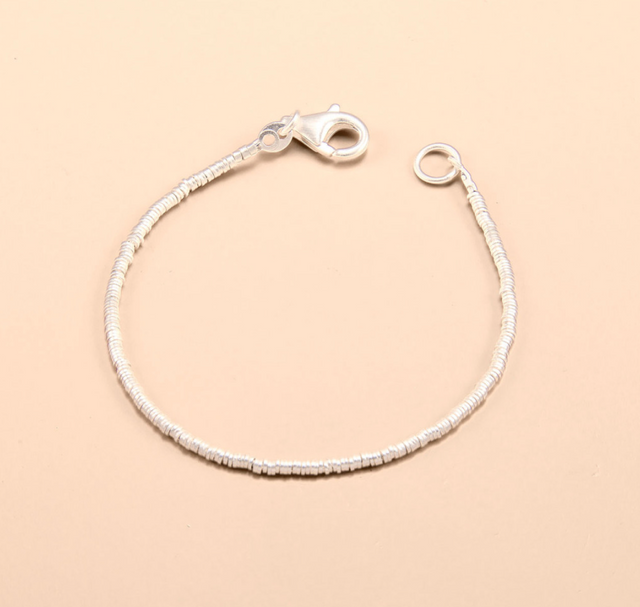 Thinly Stacked Circle Bracelet