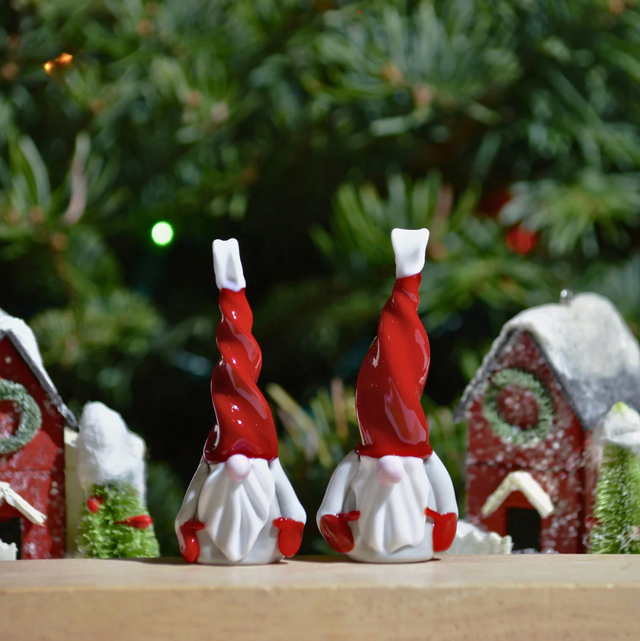 Twisted Hat Murano Glass Gnome Santa