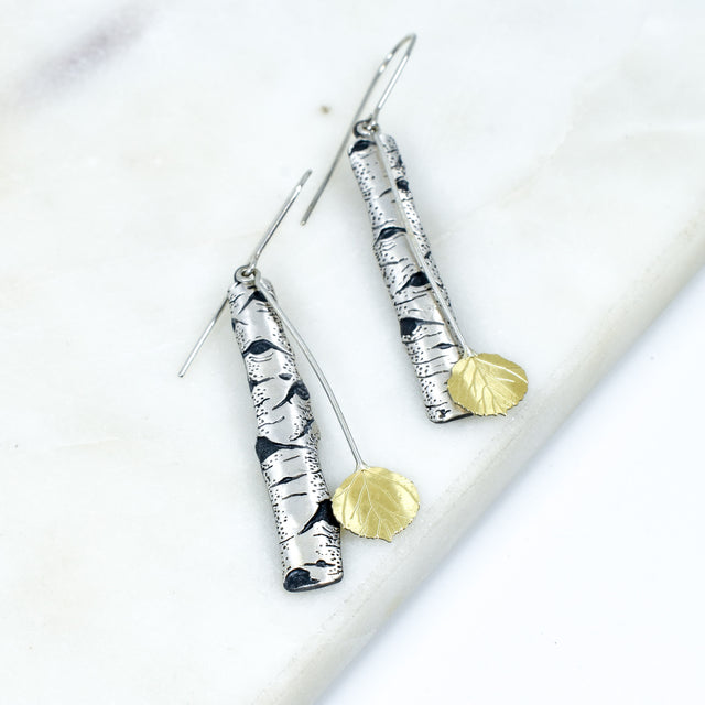 Short Aspen Allure Dangle Earrings with Leaf