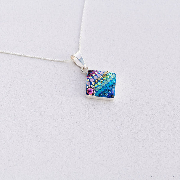 Petite Vibrant Diamond Pendant
