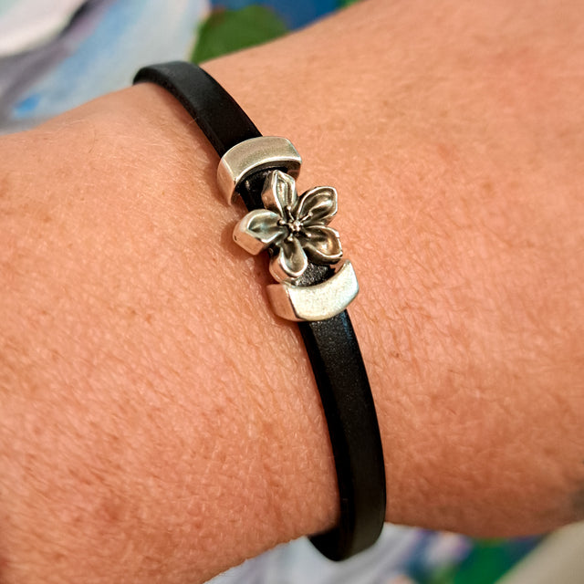 Black Floral Jasmine Leather Bracelet
