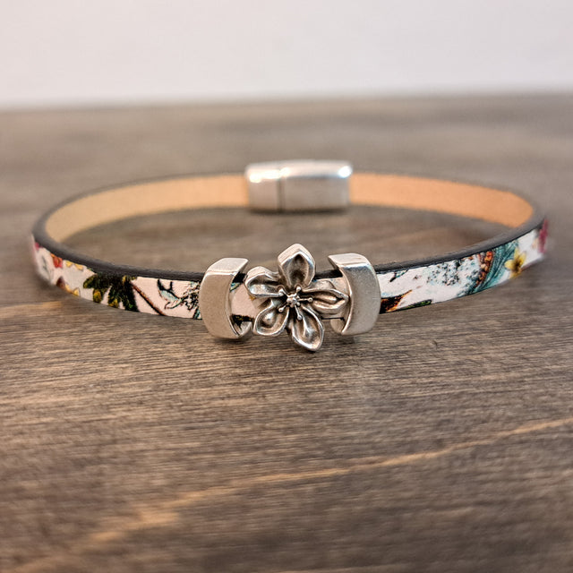 Black Surf's Up Floral Jasmine Leather Bracelet