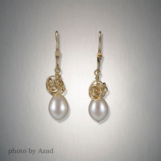 Pearl Tangled Earrings