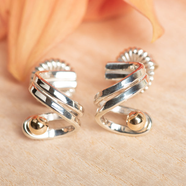 Twisting Wire Button Earring