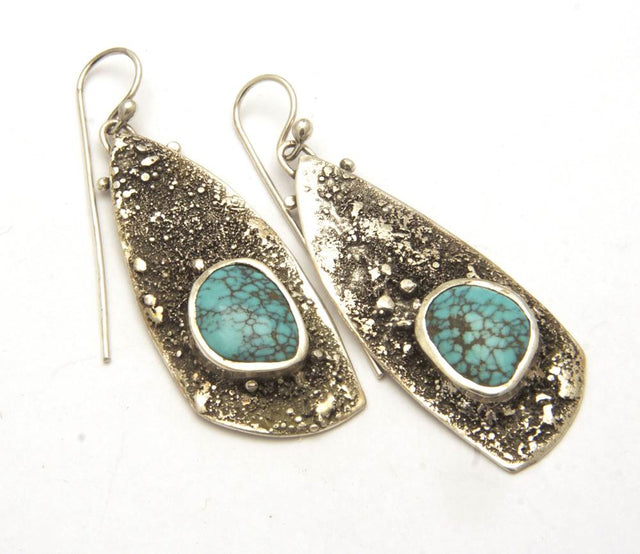 Reticulated Earrings With Stone