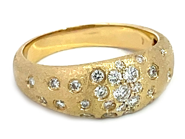 Diamond Confetti Tapered Ring