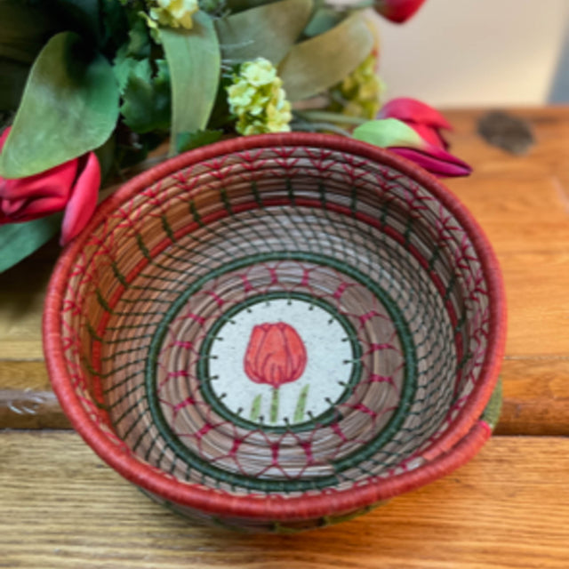 Tulip Pine Needle Basket